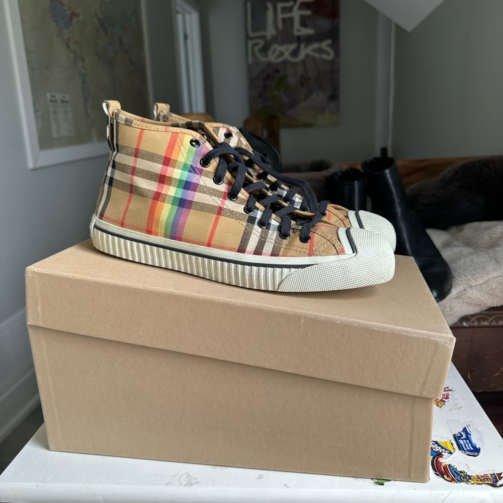 Gay burberrys